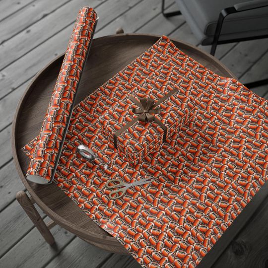 Football Gift Wrap: Sports Fan Wrapping Paper - Game Day Theme