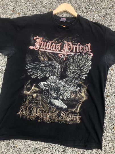 Vintage Judas Priest Sad Wings Of Destiny Rock Band Graphic Tees