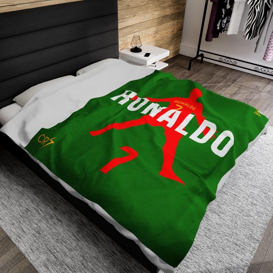Cristiano Ronaldo CR7 Blanket: Soccer Fan Gift