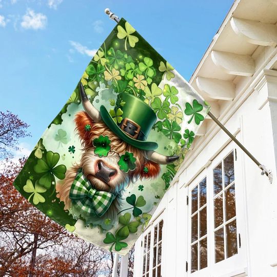 Cow St Patricks Day Welcome Garden Flag, Lucky Irish Cow Yard Decor, Shamrock Heifer Sign, Farmhouse Spring Outdoor D2DL31