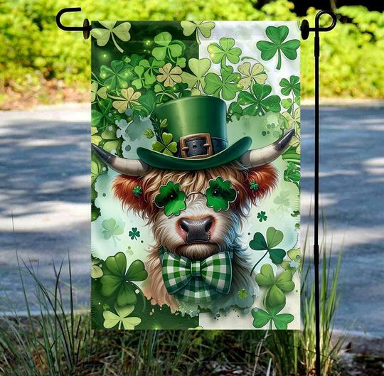 Cow St Patricks Day Welcome Garden Flag, Lucky Irish Cow Yard Decor, Shamrock Heifer Sign, Farmhouse Spring Outdoor D2DL31