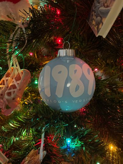1989 Christmas Glass Ornament