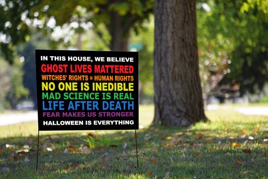 Halloween "In this house..." Yard Sign (DIGITAL)