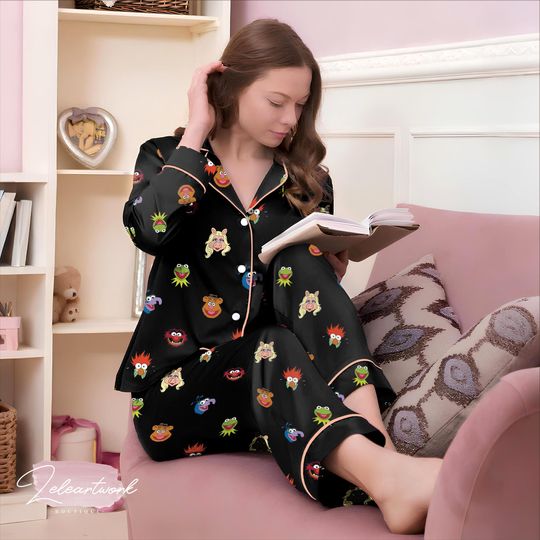 Muppet Set  Cute Pajamas Featuring Kermit, Miss Piggy, Animal & More