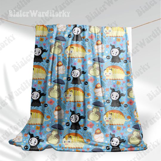 Anime Fleece Blanket: Sn Lax Totoro, Mimikyu No Face, Meowth Catbus