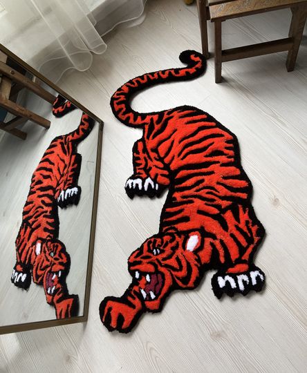 Orange Tiger Rug: Fluffy Hand-Tufted Acrylic Rug