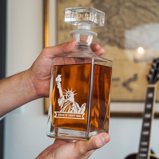 Statue of Liberty We The People Decanter,   Whiskey Decanter, American Whiskey Decanter