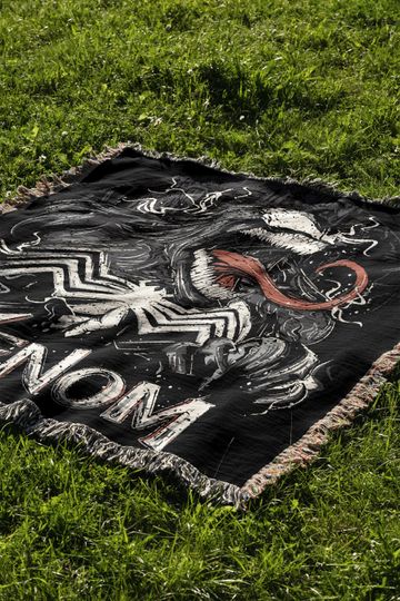 Venom Woven Cozy Blanket