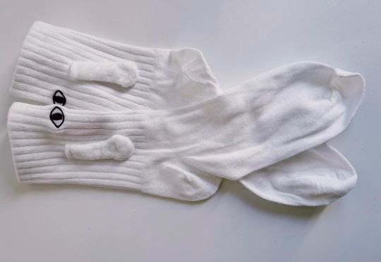Goggly Fancy Couple Magnet Socks