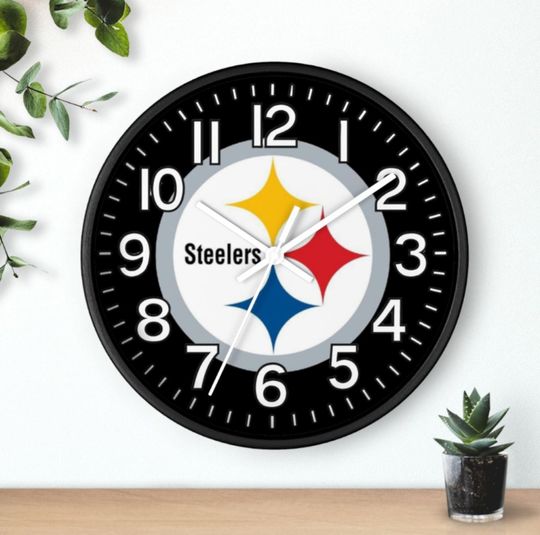 Pittsburgh Steeler football Football Glow In The Dark Wall Clock New!