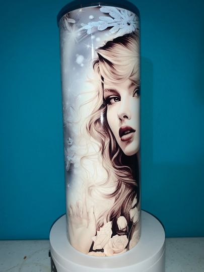 Taylorr Swifts tumbler
