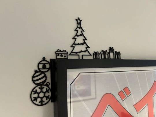 3D Printed Christmas Tree Door Corner Decor with Baubles