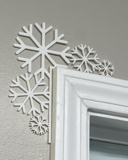 Snowflake Door Corner Decoration, Christmas Door Decor