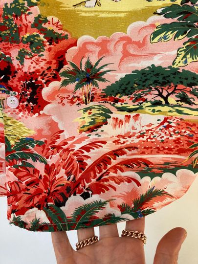 Vintage 1960s Hawaiian