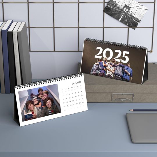 Desktop Calendar 2025  One direction