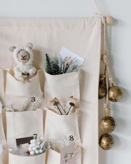 Personalized Embroidered Canvas Fabric Advent Calendar: Large Linen Wall Hanging with Pockets