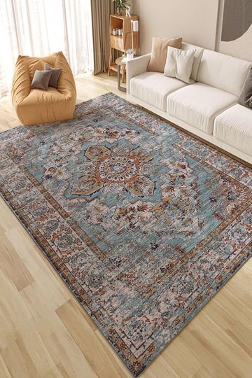 Faded Ethnic Pattern Rug: Boho Chic Oriental Decor