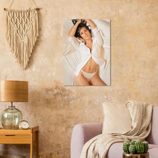 Jennifer Love Hewitt Poster