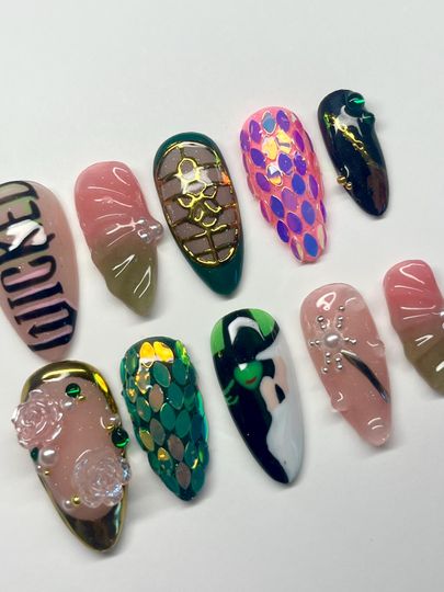 Wicked Inspired Press-On Nails: Glinda & Elphaba, Sparkle Charms - Wicked Merch - Mother's Day Gift