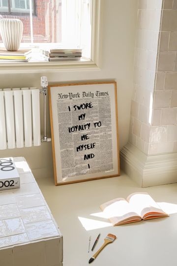 Taylorr Swifts Lyrics Newspaper Print: Preppy Dorm Wall Art