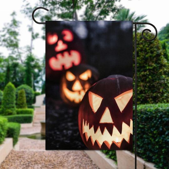 Jack-O'-Lantern Halloween Garden Flag - Spooky Pumpkin Yard Decor