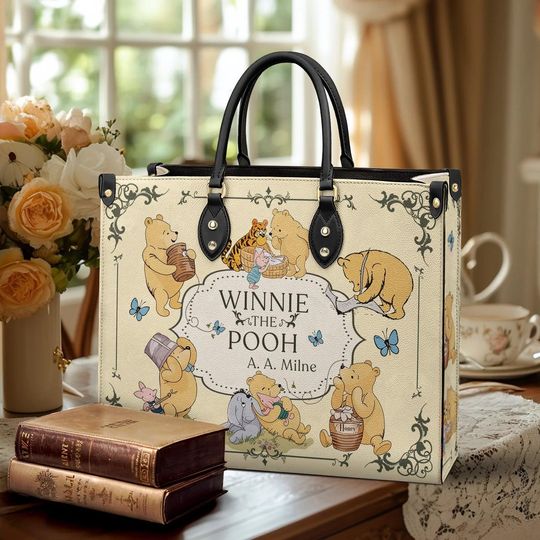 Personalized Leather Handbag Winnie's Classic Charm
