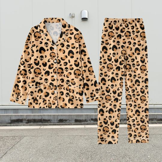 Halloween Skull Pajamas Set, Spooky Skeleton Pajamas For Women, Scary Skull Matching Family PJs, Creepy Halloween Pajamas Family