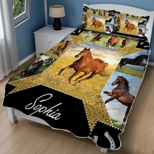 Personalized Horse Quilt Set, Horse Patchwork Pattern Quilt Blanket & Pillowcases, Custom Name Quilt Bedding Set, Gift for Horse Lover