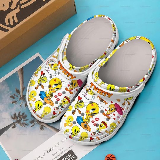 Tweety Clogs, Tweety Bird Clogs Shoes, Tweety Bird Custom Slipper, Looney Tunes Clogs, Personalized Shoes, Custom Clogs Shoes