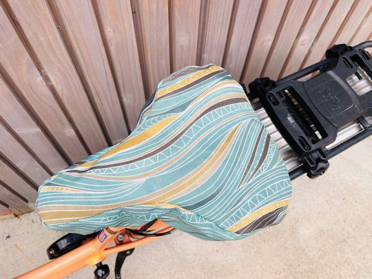 Waterproof bicycle seat cover