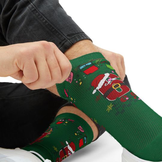 67 Santa Claus Pattern Socks | Green Christmas Holiday Crew Socks