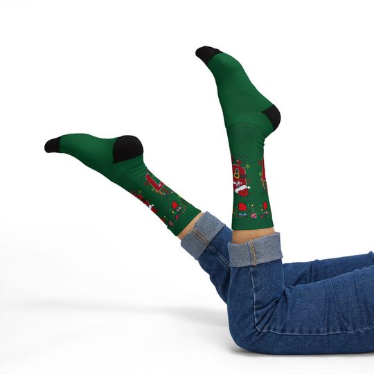 67 Santa Claus Pattern Socks | Green Christmas Holiday Crew Socks