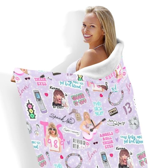 Cozy & Festive Hooded Blanket