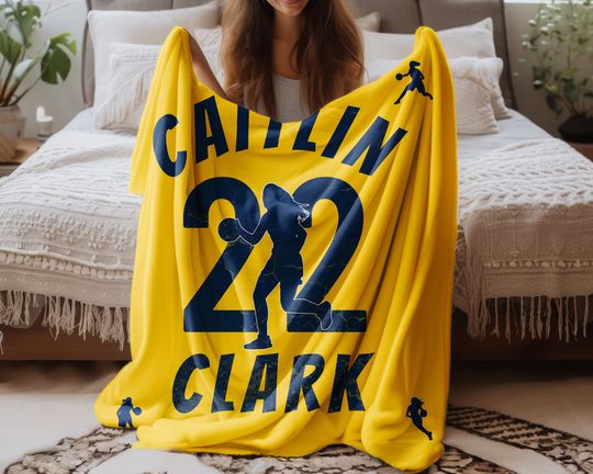 Caitlin Clark #22 Plush Velveteen Blanket
