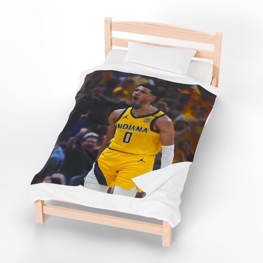 Tyrese Haliburton Throw Blanket - Indiana Fan Gift