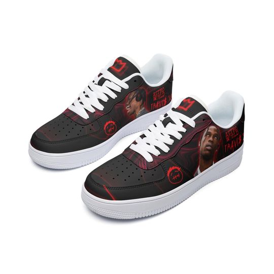 Travis Leather Low Top Sneakers