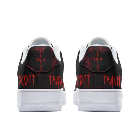 Travis Leather Low Top Sneakers