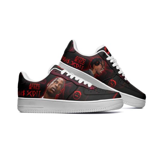 Travis Leather Low Top Sneakers