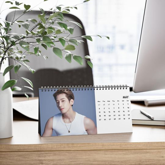 SEVENTEEN WONWOO Desk Calendar 2026; SEVENTEEN Calendar; Wonwoo Calendar; Seventeen Gift; Kpop Gift