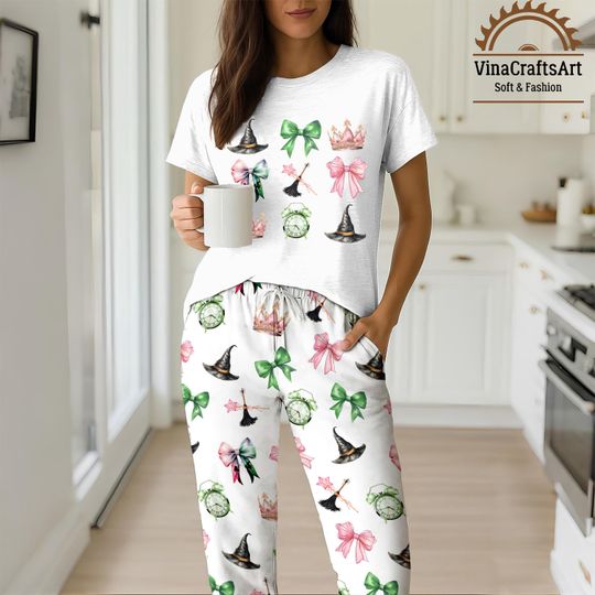Coquette Wicked Casual Pajamas Set, Cute Bow & Witch Hat Print Sleepwear, Halloween Pajamas for Women