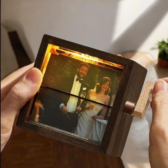 Custom Flip Book Frame | Photo Animation Machine | Mechanical Hand Motion Photo Album |  Photo Flipbook Animation Box | Gift For Her