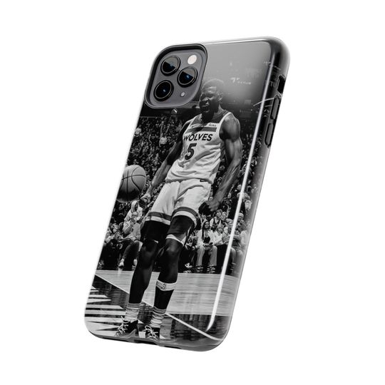 Basketball Player Phone Case | Dynamic Monochrome Court Action (iPhone)