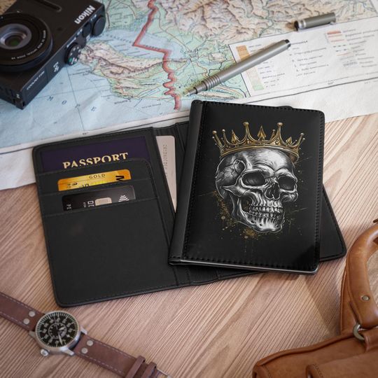 Skull Crown Passport Cover