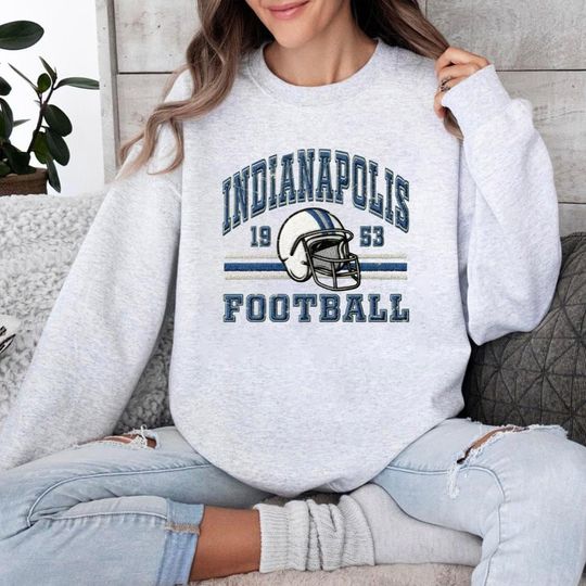 Embroidered  Oversized Sweatshirt, Unisex College Sweater, Vintage Streetwear Pullover