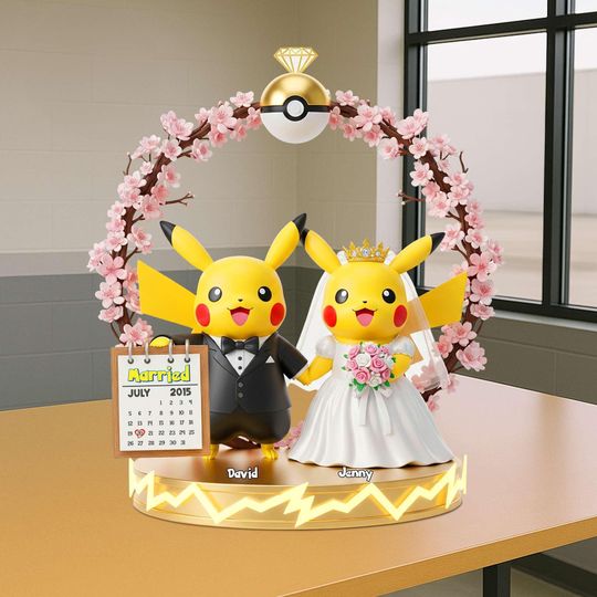 Custom Wedding Couple Figurine Light, Personalized Bride Groom Gift, Anniversary Decor Keepsake