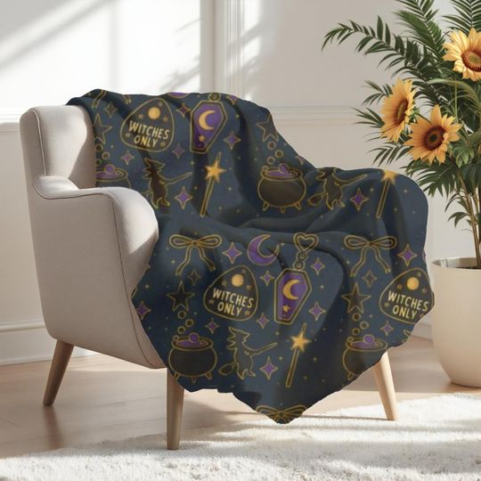 Witchy Arctic Fleece Blanket: Cozy Halloween Throw, Fall Couch Decor