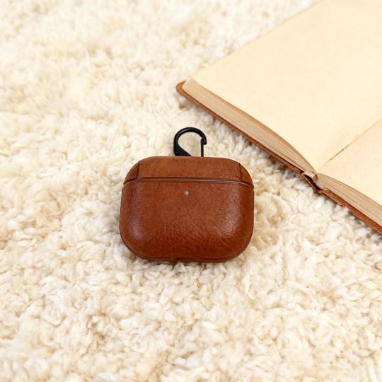 Personalized Leather AirPods Case with Hook: Engraved Monogram