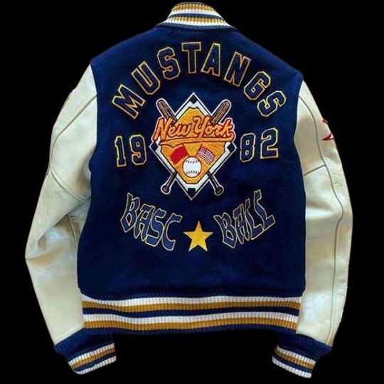Custom Varsity Jacket: Personalized Letterman Style