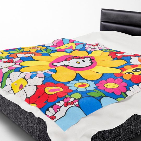 Hello Kitty Flower Pattern Fleece Blanket