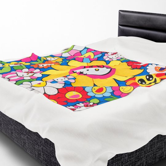 Hello Kitty Flower Pattern Fleece Blanket